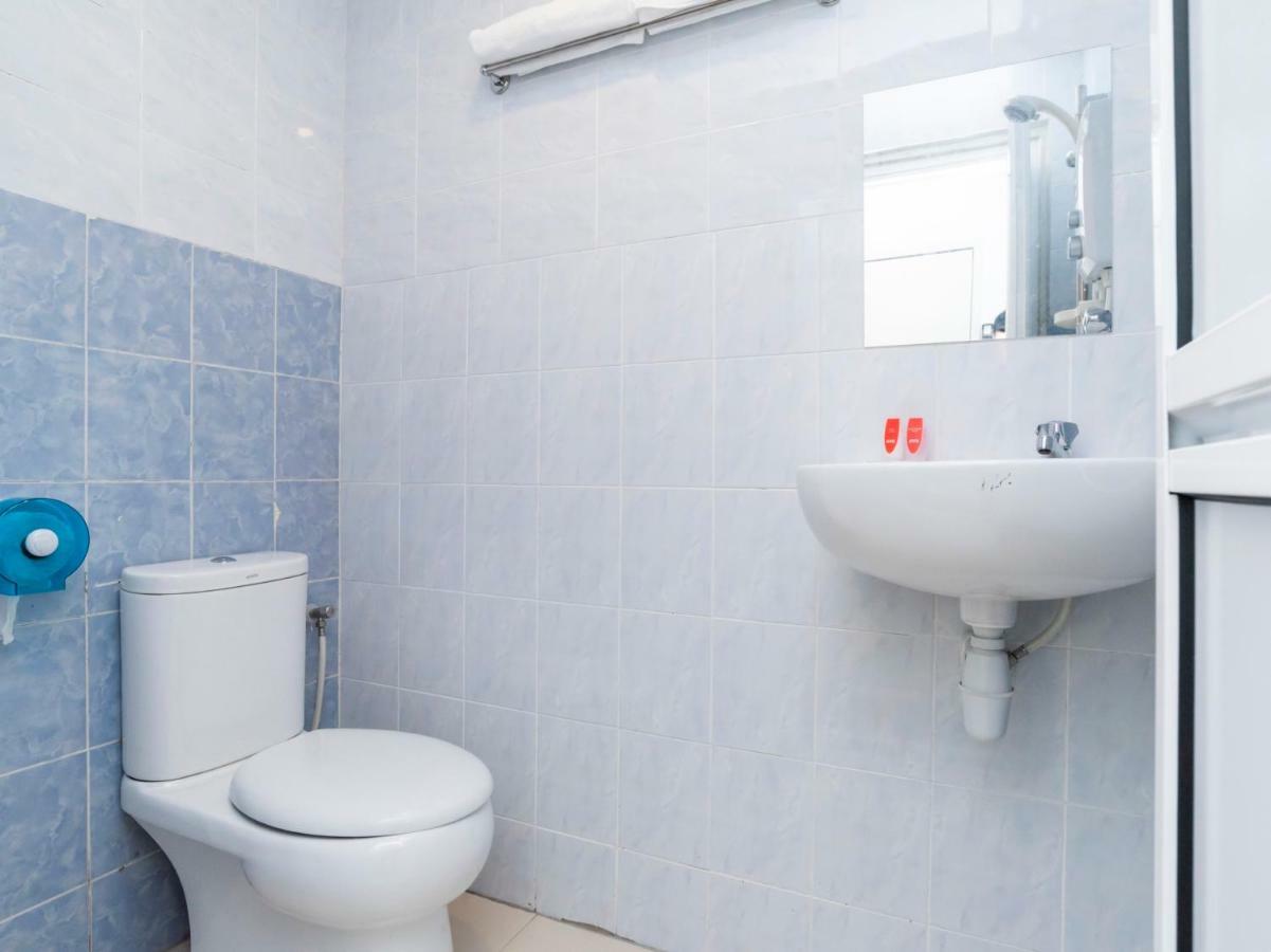 Oyo 44108 Good 2 Stay Hotel Malacca Extérieur photo